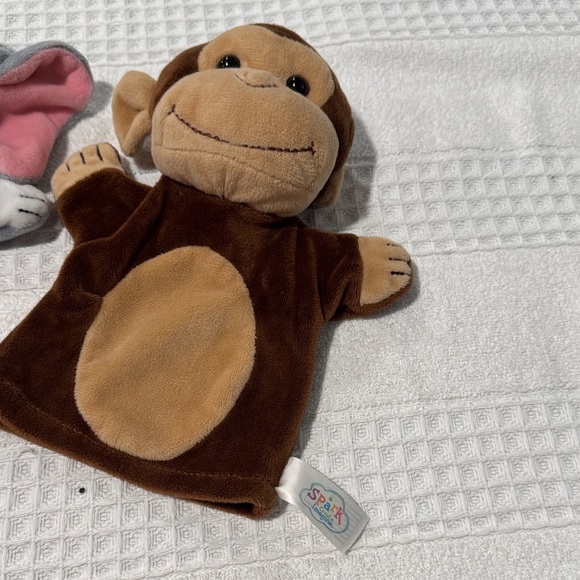 Elephant and Monkey Hand Puppets - Picture 3 of 11